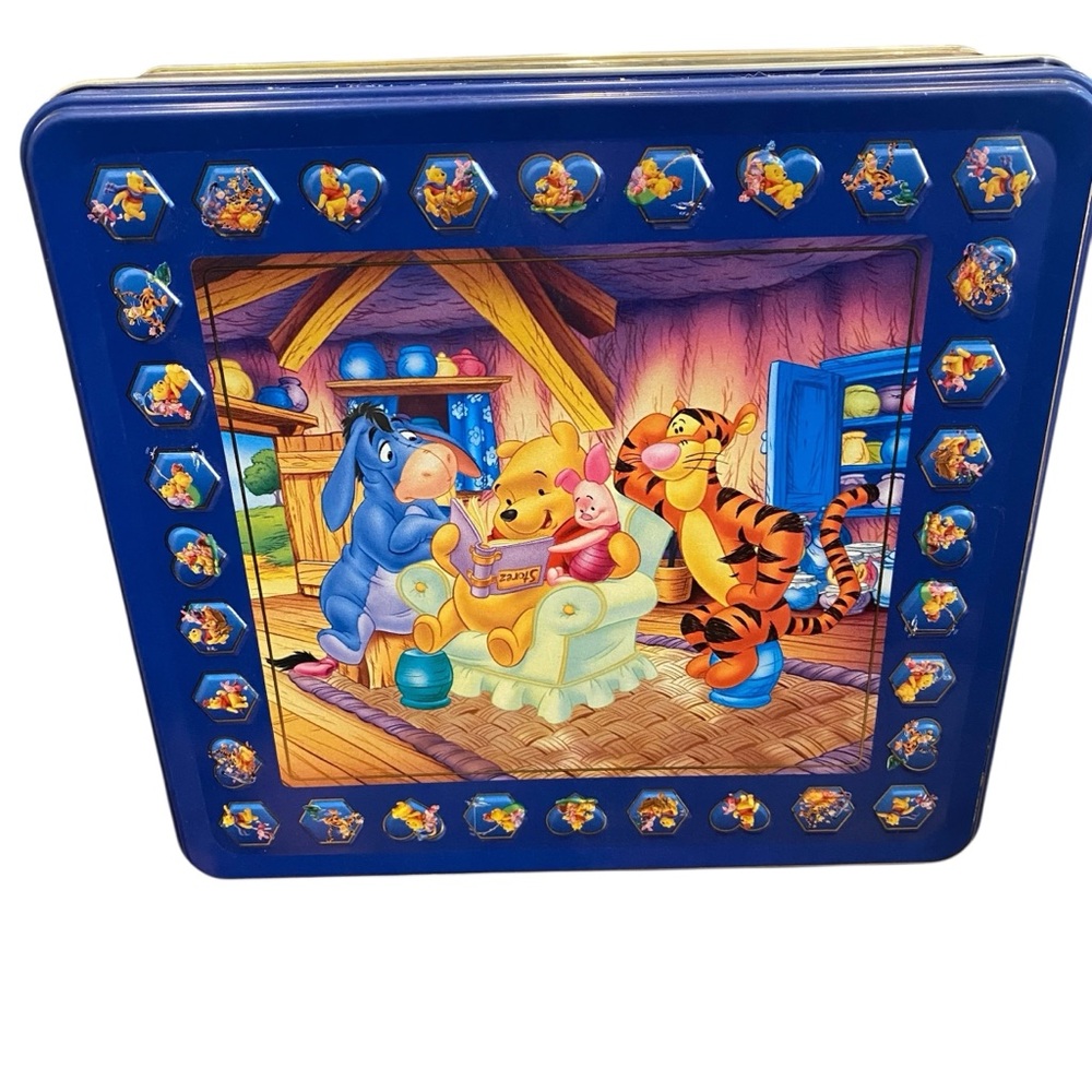 Vintage Disney Winnie the Pooh and Friends Tin Collectors Series 2/12